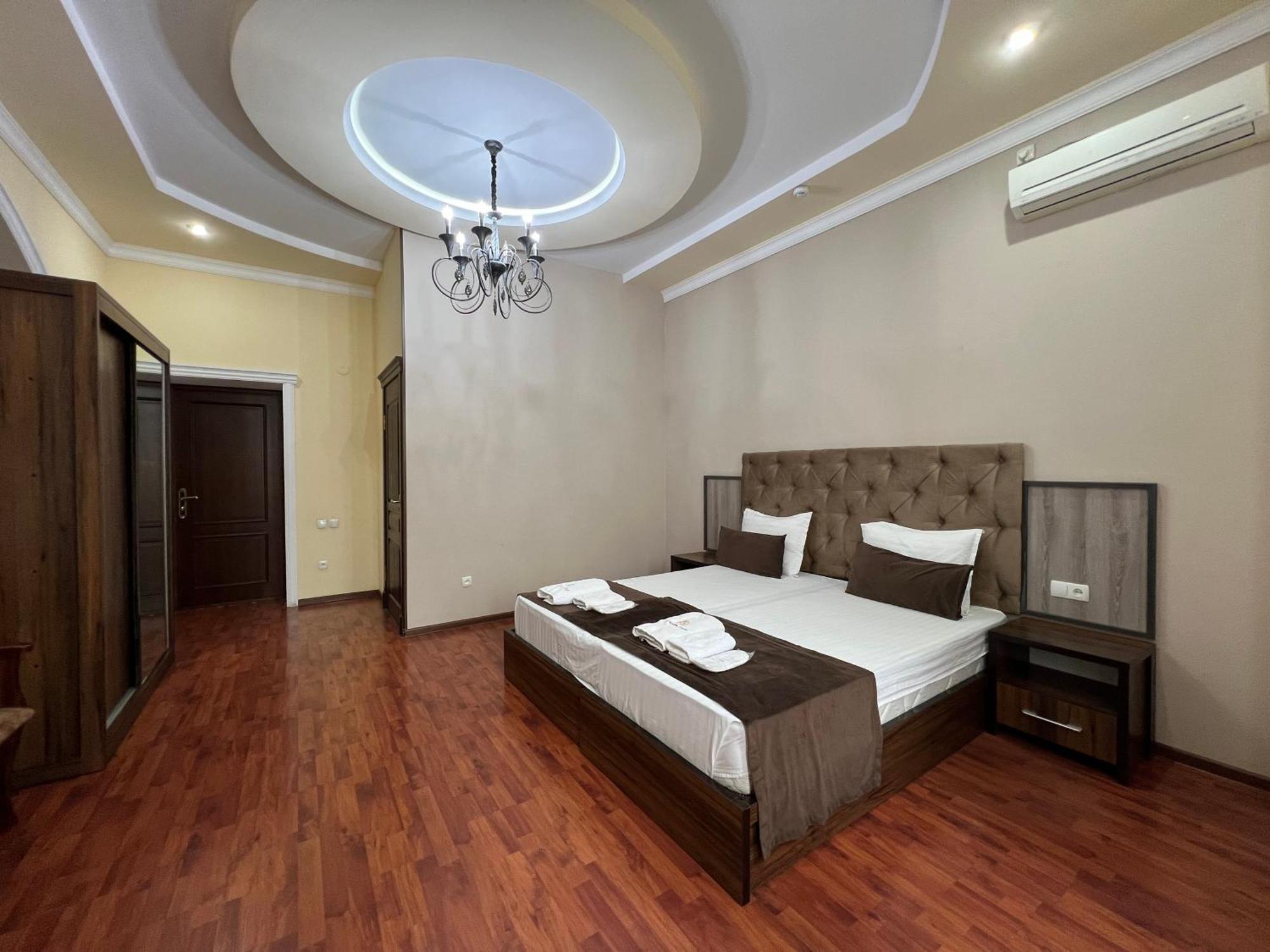Art Elite Hotel Tashkent Ngoại thất bức ảnh