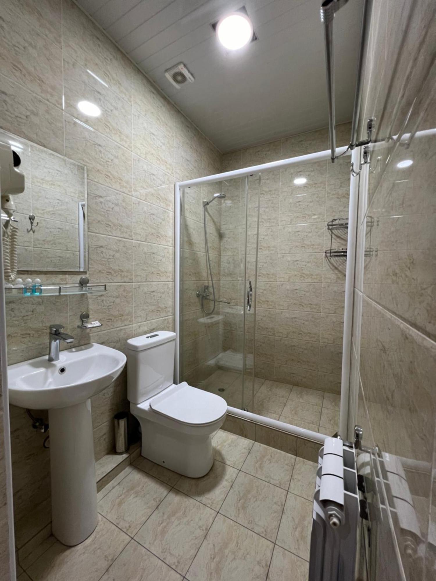 Art Elite Hotel Tashkent Ngoại thất bức ảnh