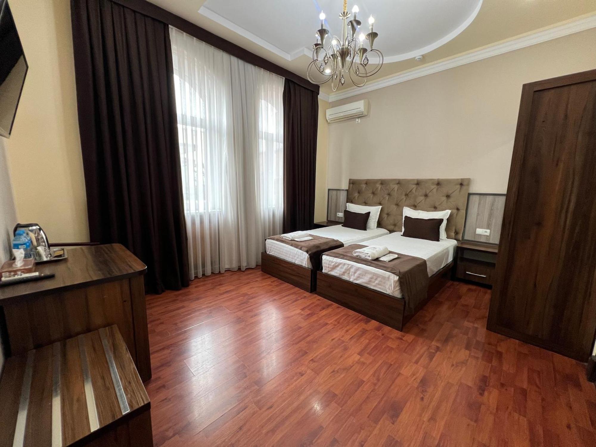 Art Elite Hotel Tashkent Ngoại thất bức ảnh
