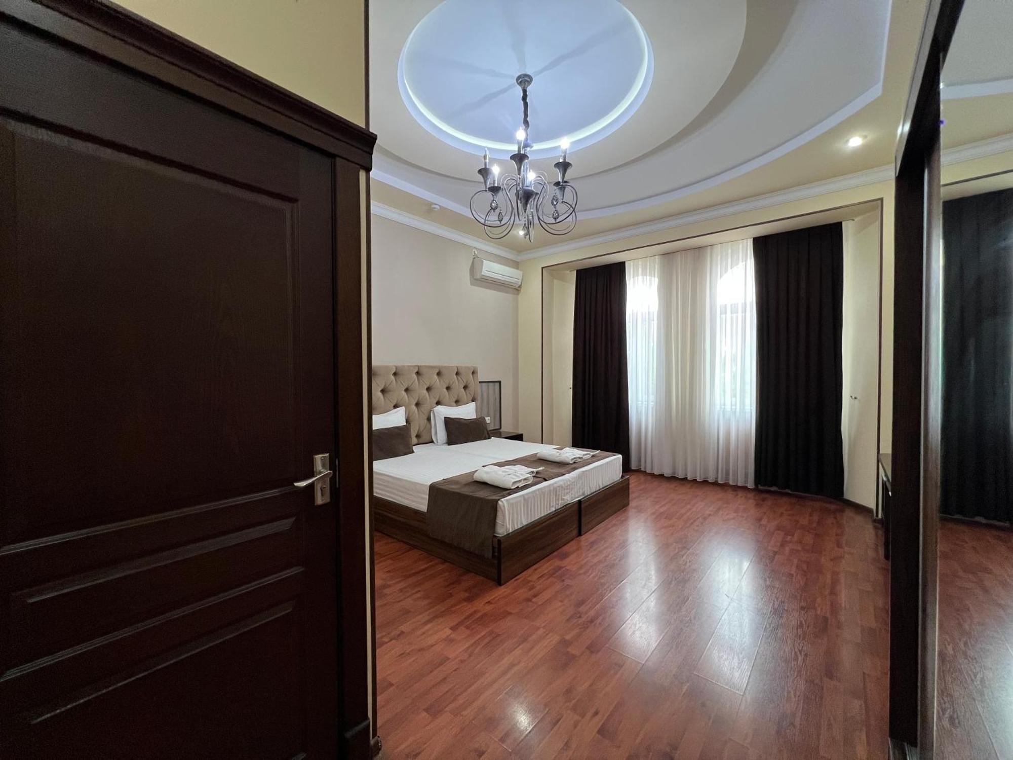 Art Elite Hotel Tashkent Ngoại thất bức ảnh