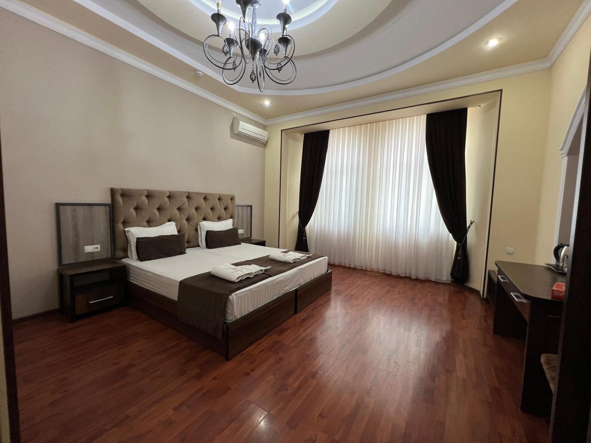 Art Elite Hotel Tashkent Ngoại thất bức ảnh